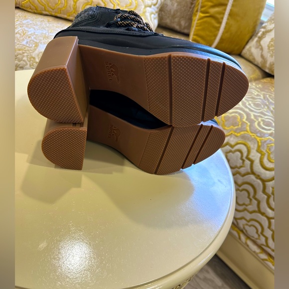 Sorel women’s Blake lace black and grey size 6.5 NEW - Picture 6 of 6